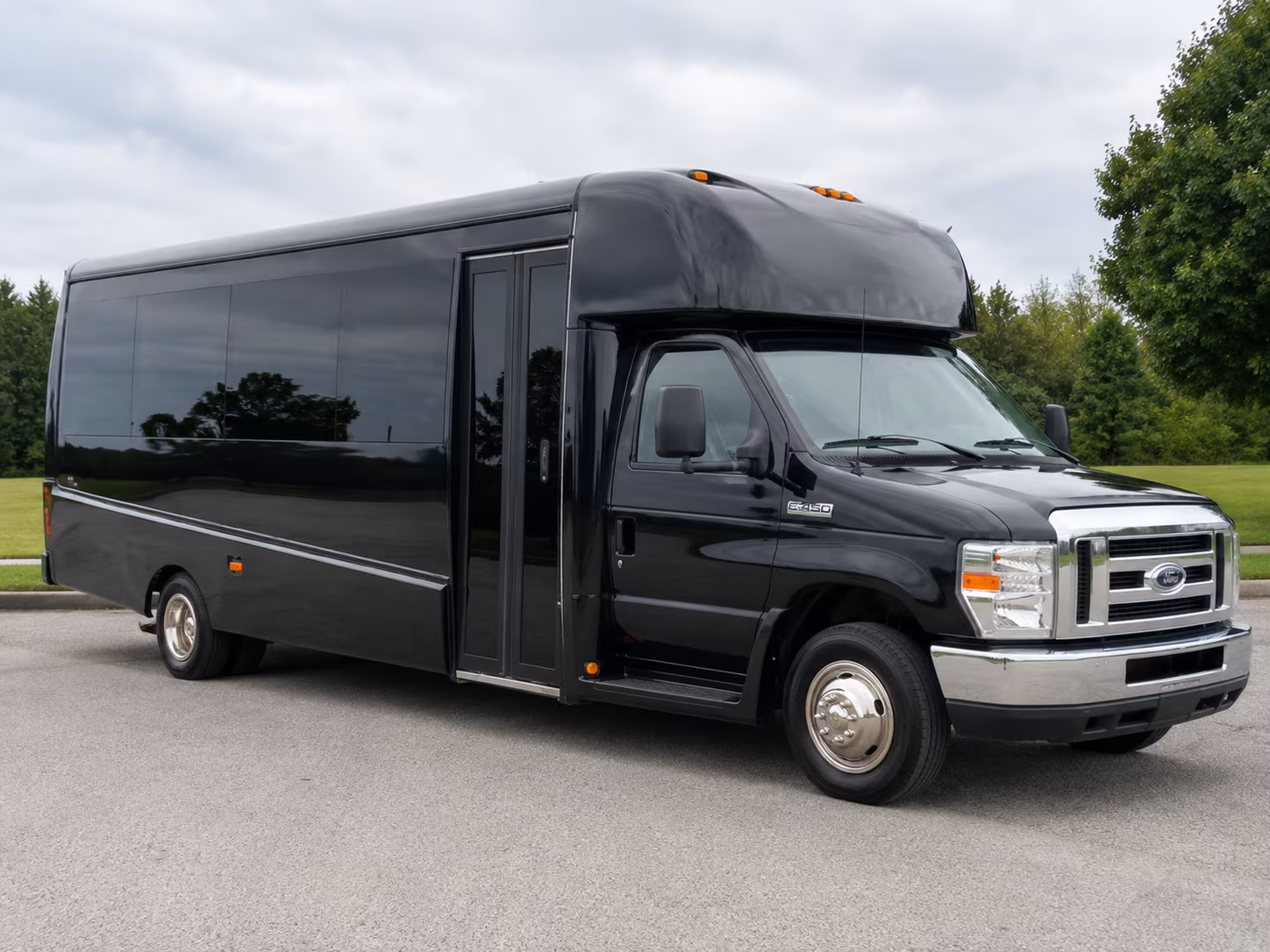 buses for history and cultural field trips across the kansas city metro