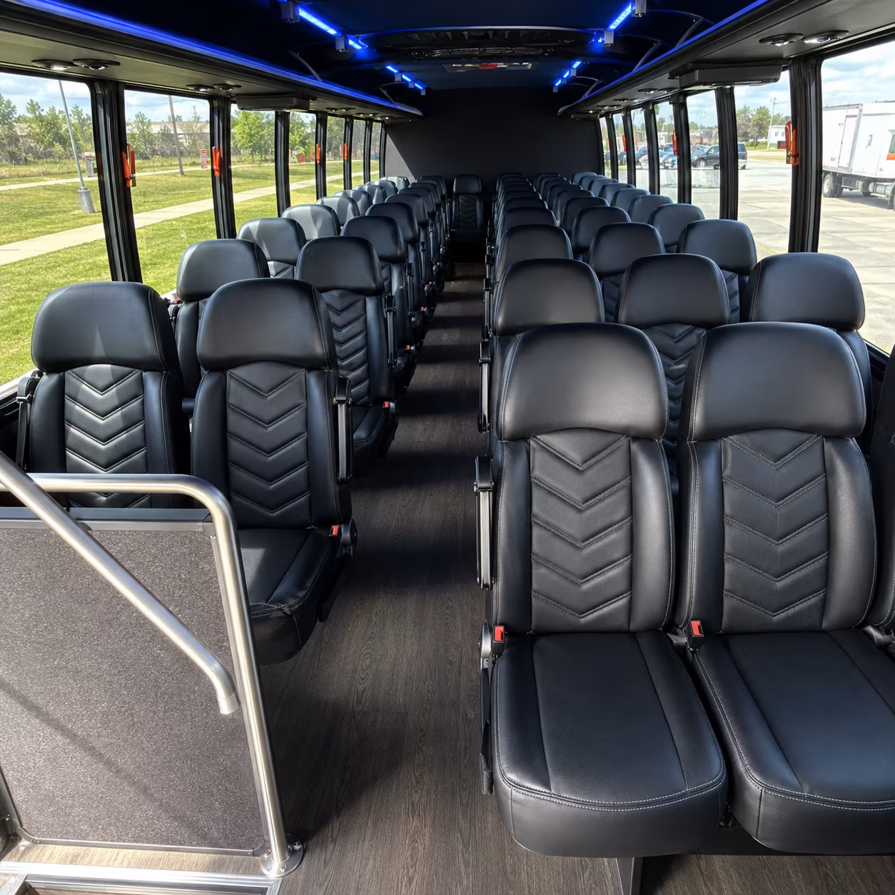 wine festival and seasonal event bus rentals near lees summit
